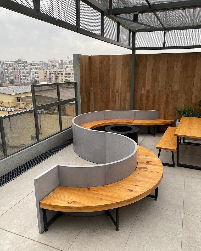 Estudio de Lujo Pq. Bustamante / Santiago Centro