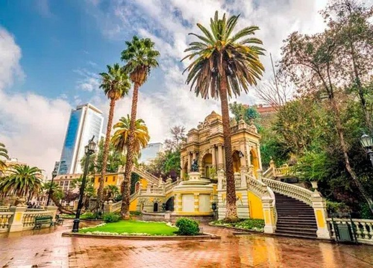 Relájate en Santiago Centro / Arturo Prat