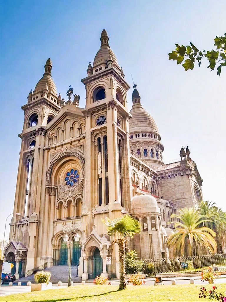 Estúdio para duas pessoas na estação de metrô Ecuador, total