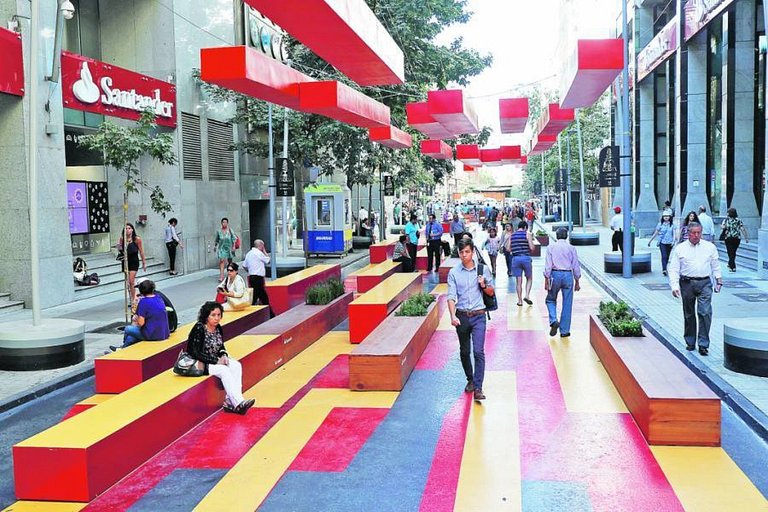 Estúdio para duas pessoas na estação de metrô Ecuador, total