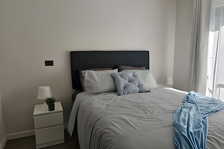 Apartamento no centro de Santiago com piscina e lavanderia R