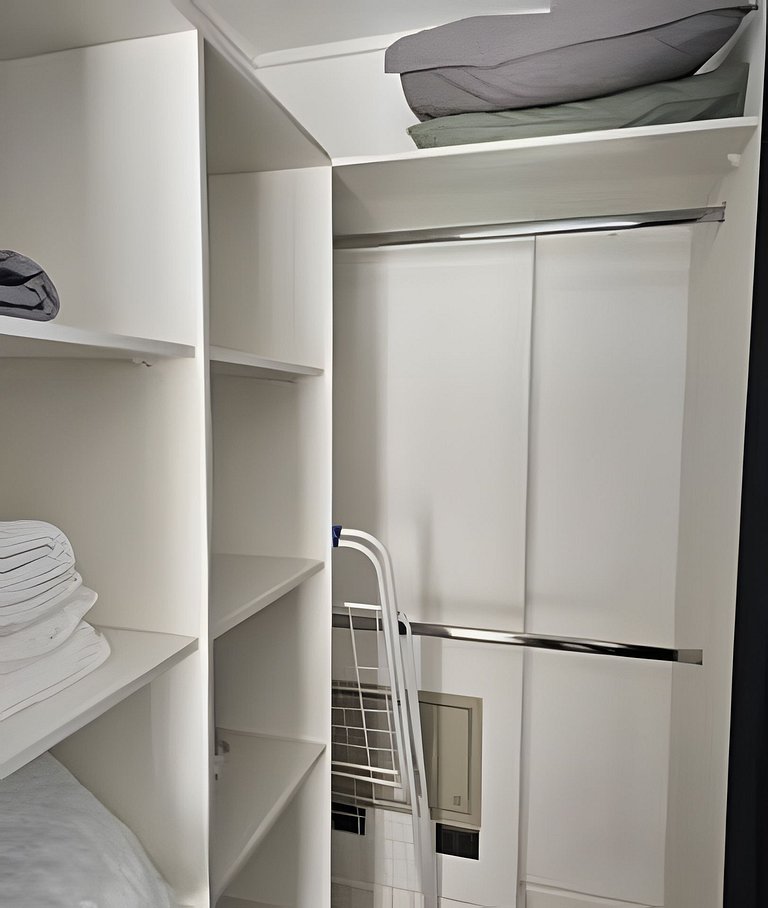 Apartamento no centro de Santiago com piscina e lavanderia R