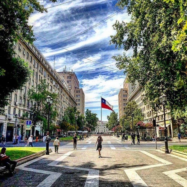 Apartamento no centro de Santiago com piscina e lavanderia R